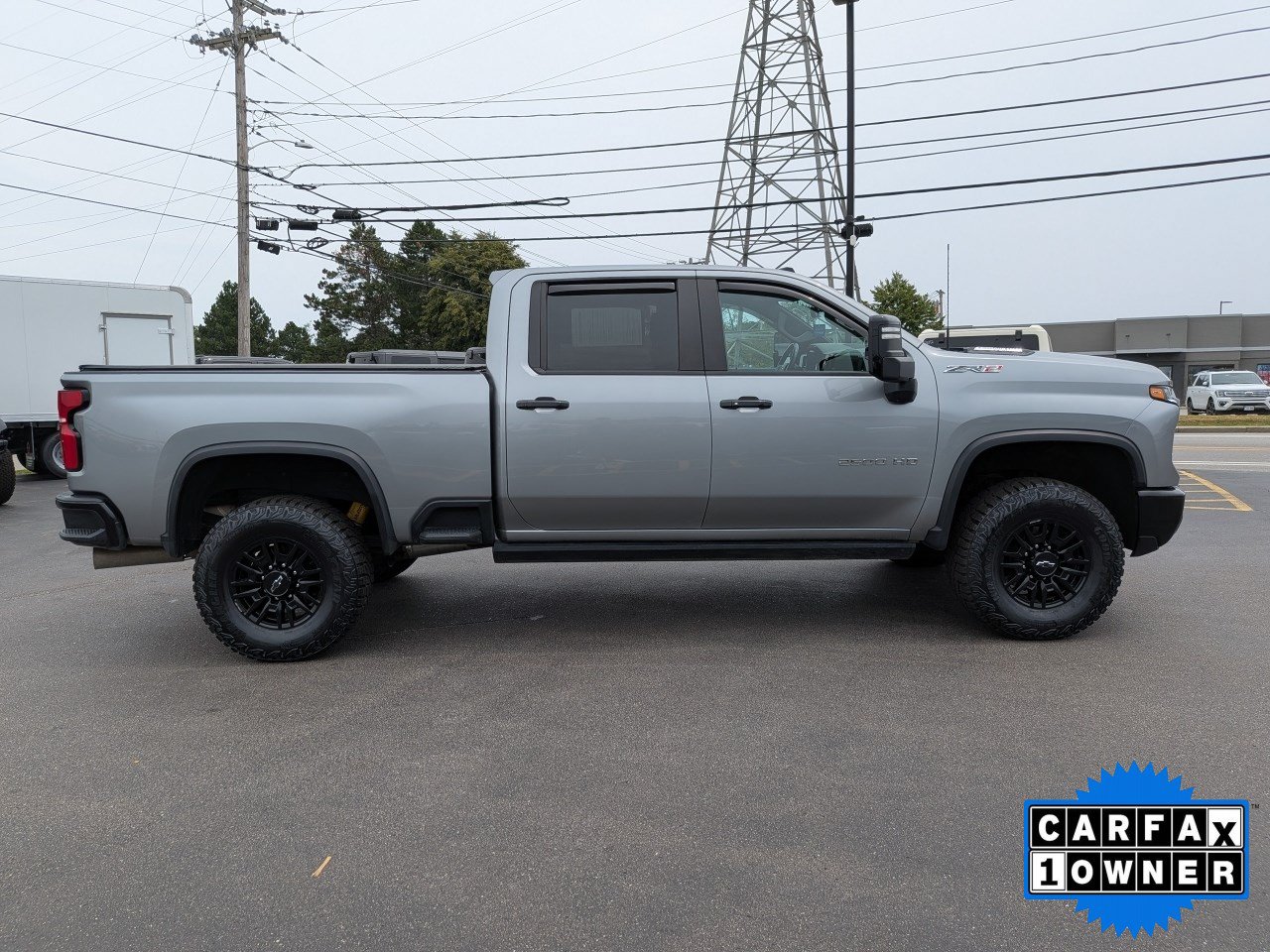 Used 2024 Chevrolet Silverado 2500 ZR2 w/ Technology Package AWD/4WD image 3