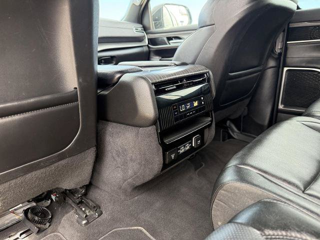 Used 2023 Jeep Wagoneer L Series II AWD/4WD image 31