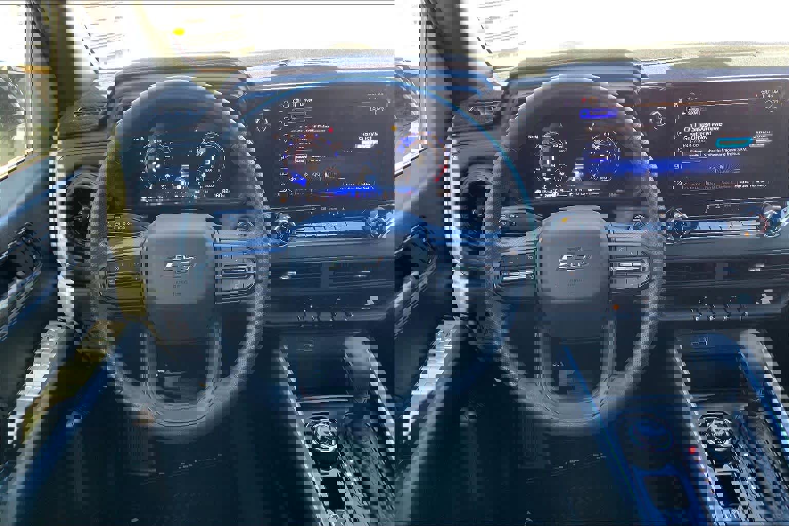 Used 2024 Chevrolet Colorado Trail Boss w/ Technology Package image 8