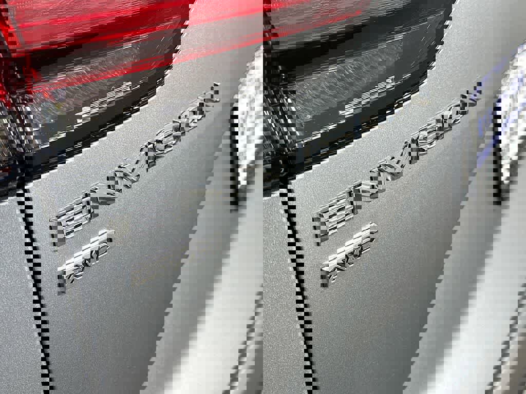 Used 2023 Buick Envision Essence image 7