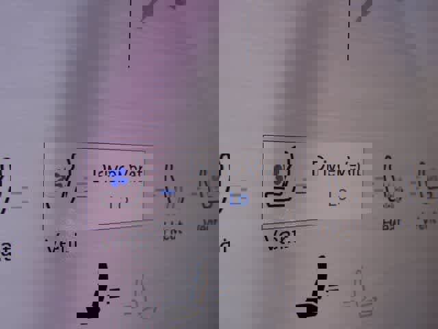 Used 2025 RAM 1500 Laramie image 32