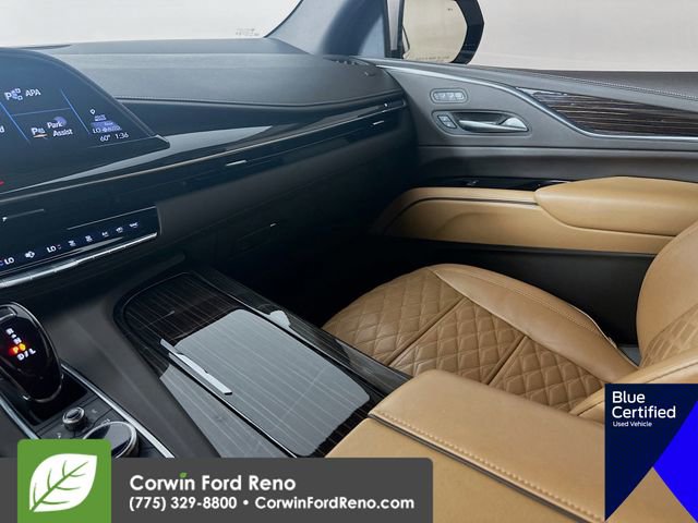 Used 2022 Cadillac Escalade Premium Luxury AWD/4WD image 28