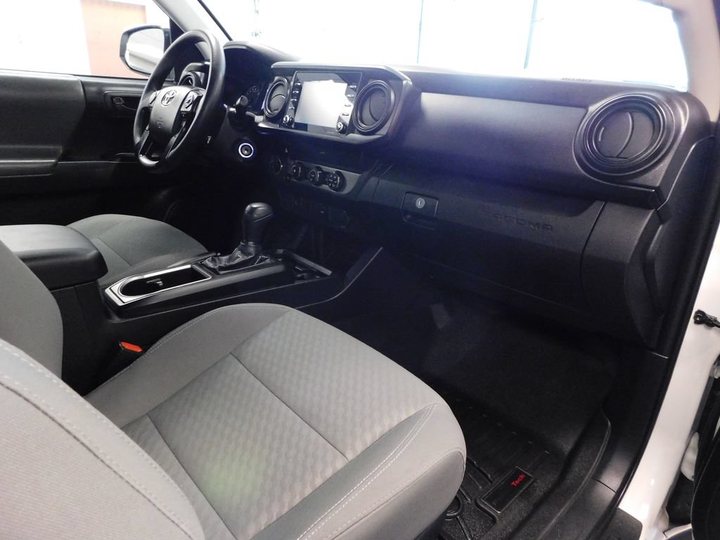 Used 2020 Toyota Tacoma SR w/ SR Convenience Package AWD/4WD image 40