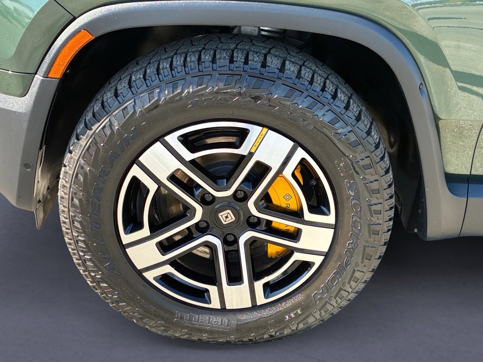 Used 2023 Rivian R1S Adventure Quad AWD/4WD image 9