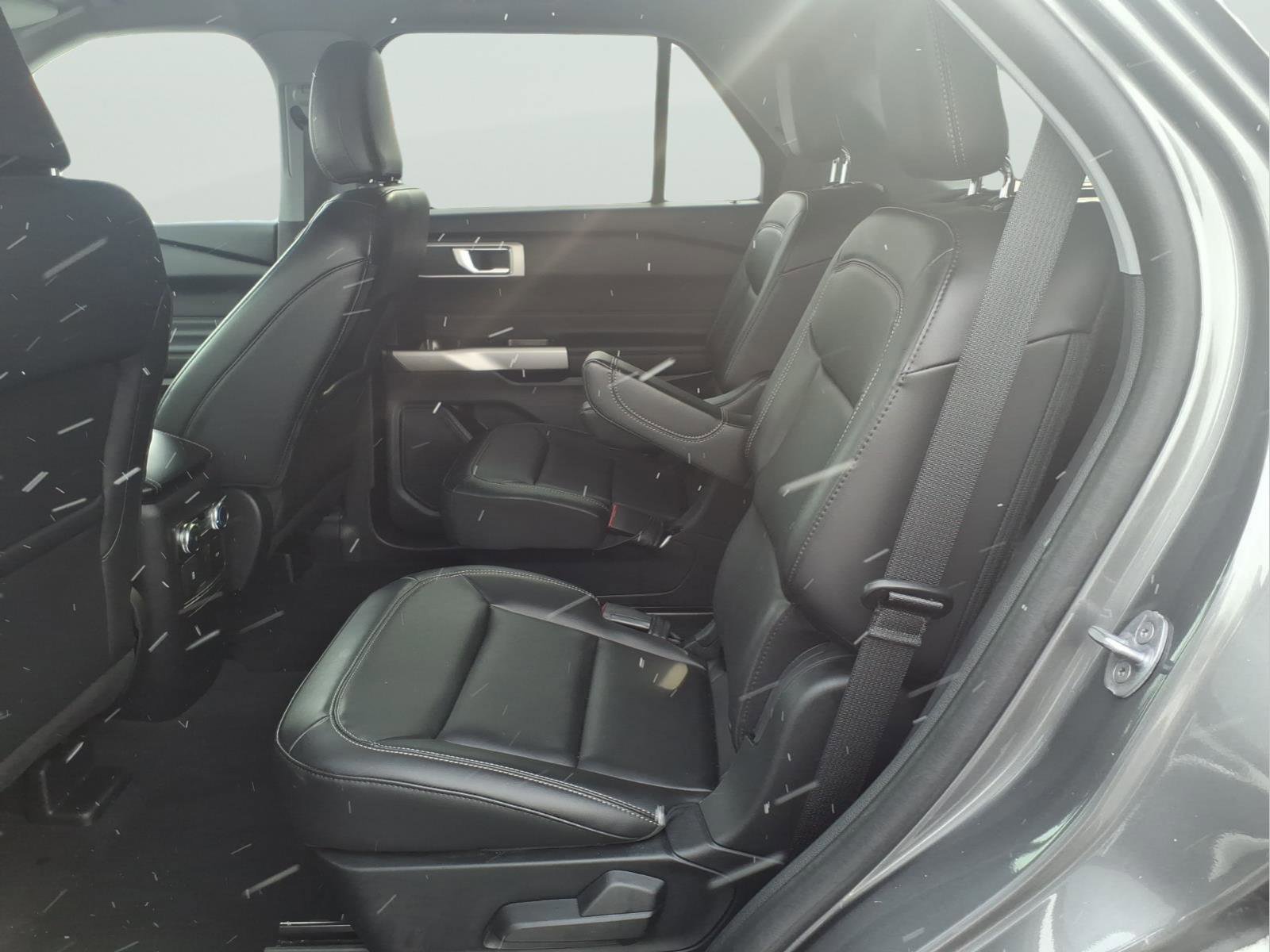 Certified 2023 Ford Explorer XLT w/ Equipment Group 202A image 9