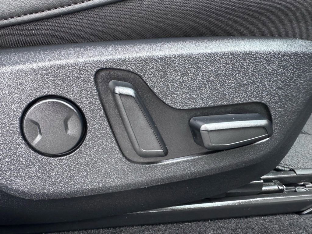 Used 2022 Kia EV6 Wind w/ Wind Technology Package image 28