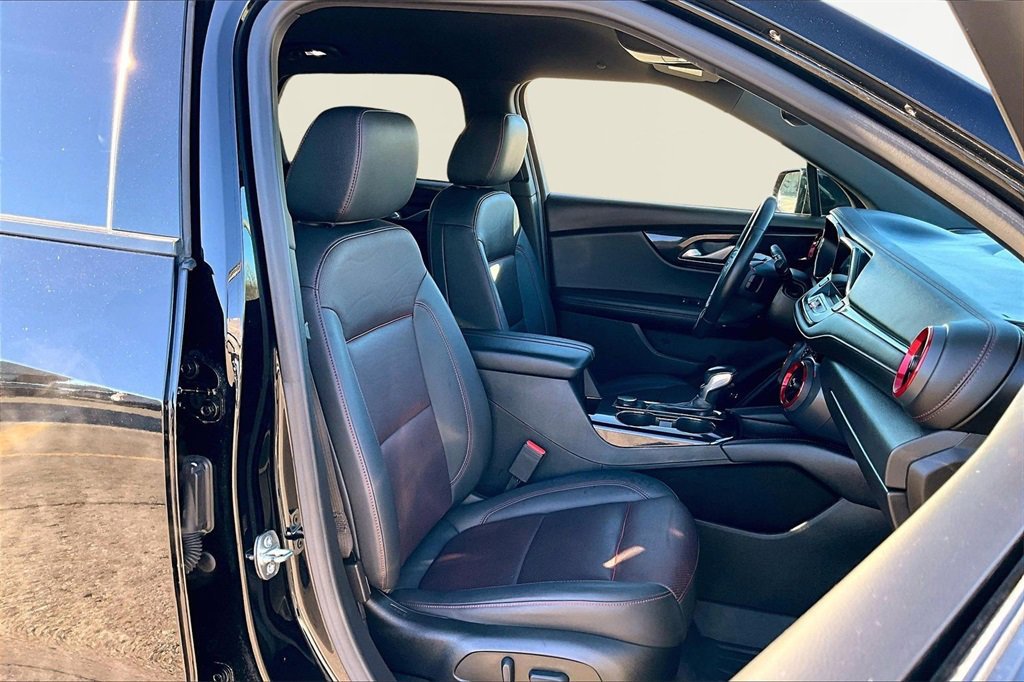 Used 2022 Chevrolet Blazer RS image 9