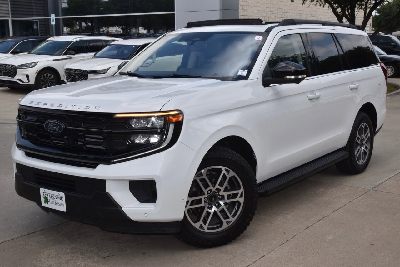 Certified 2025 Ford Expedition Active AWD/4WD image 43