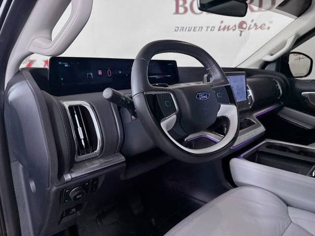 Certified 2025 Ford Expedition Max Platinum w/ Platinum Ultimate Package image 11