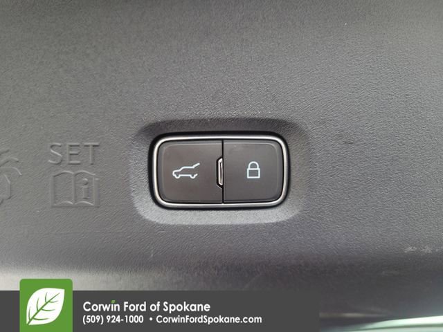 Certified 2025 Ford Expedition Max Platinum image 29