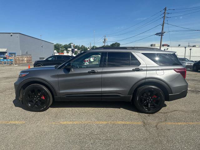 Certified 2023 Ford Explorer ST w/ Equipment Group 401A AWD/4WD image 4