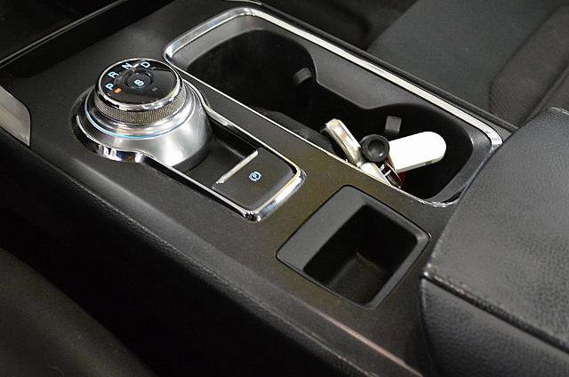 Certified 2019 Ford Fusion SE image 17