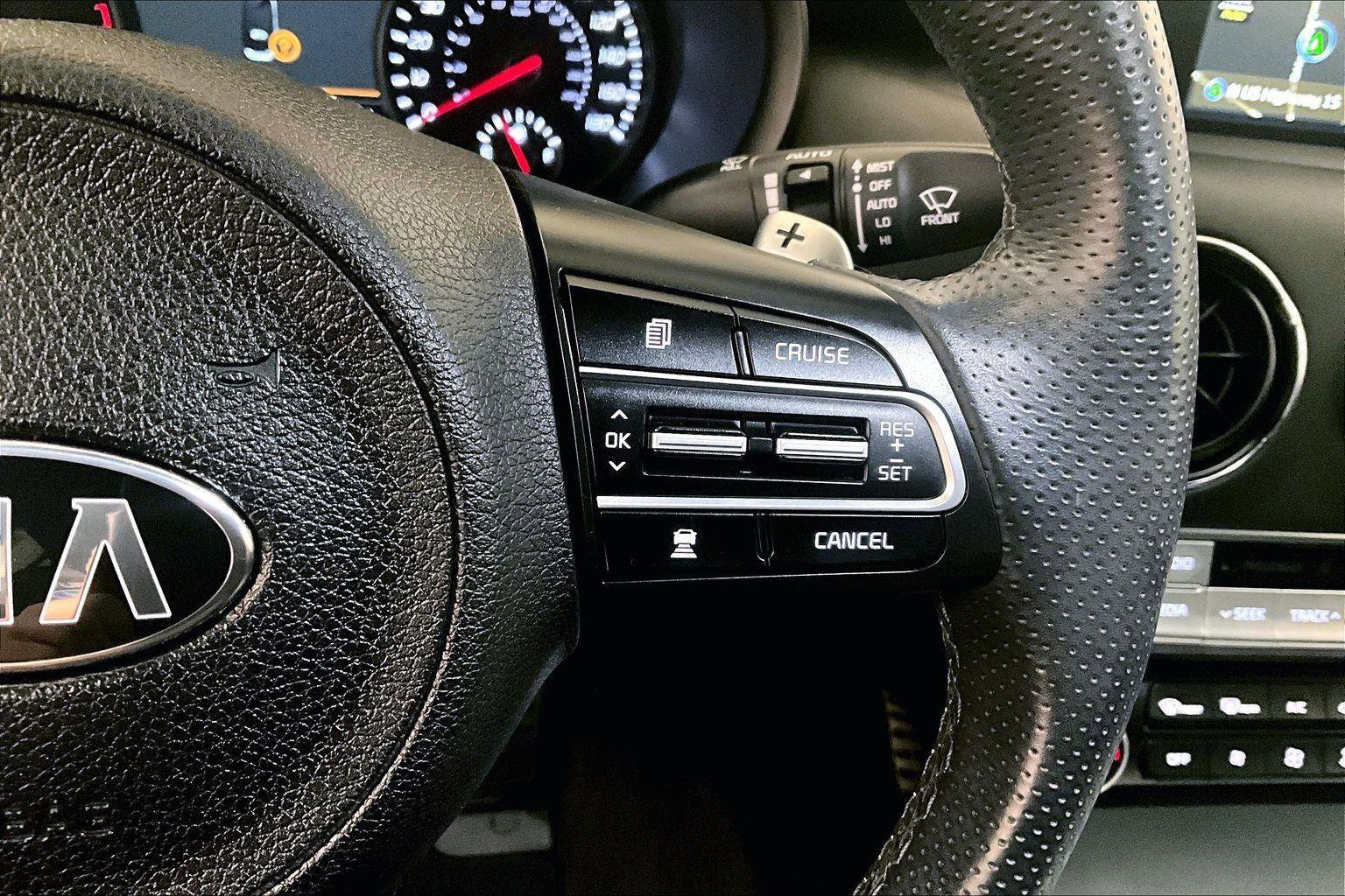 Used 2019 Kia Stinger GT1 image 18