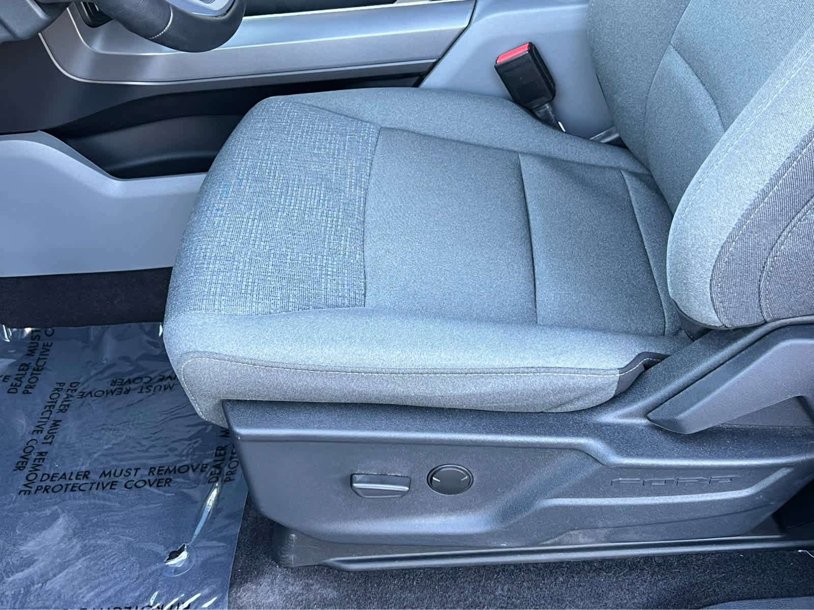 Certified 2025 Ford F150 XLT w/ Equipment Group 301A Standard image 29