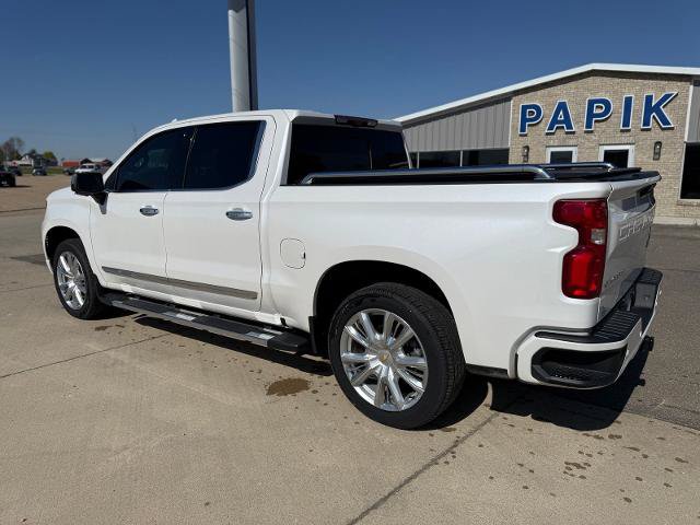 Used 2023 Chevrolet Silverado 1500 High Country w/ High Country Premium Package AWD/4WD image 5