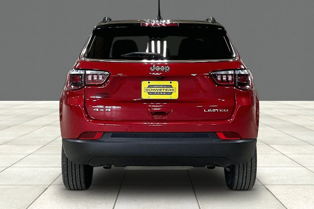Used 2025 Jeep Compass Limited AWD/4WD image 4