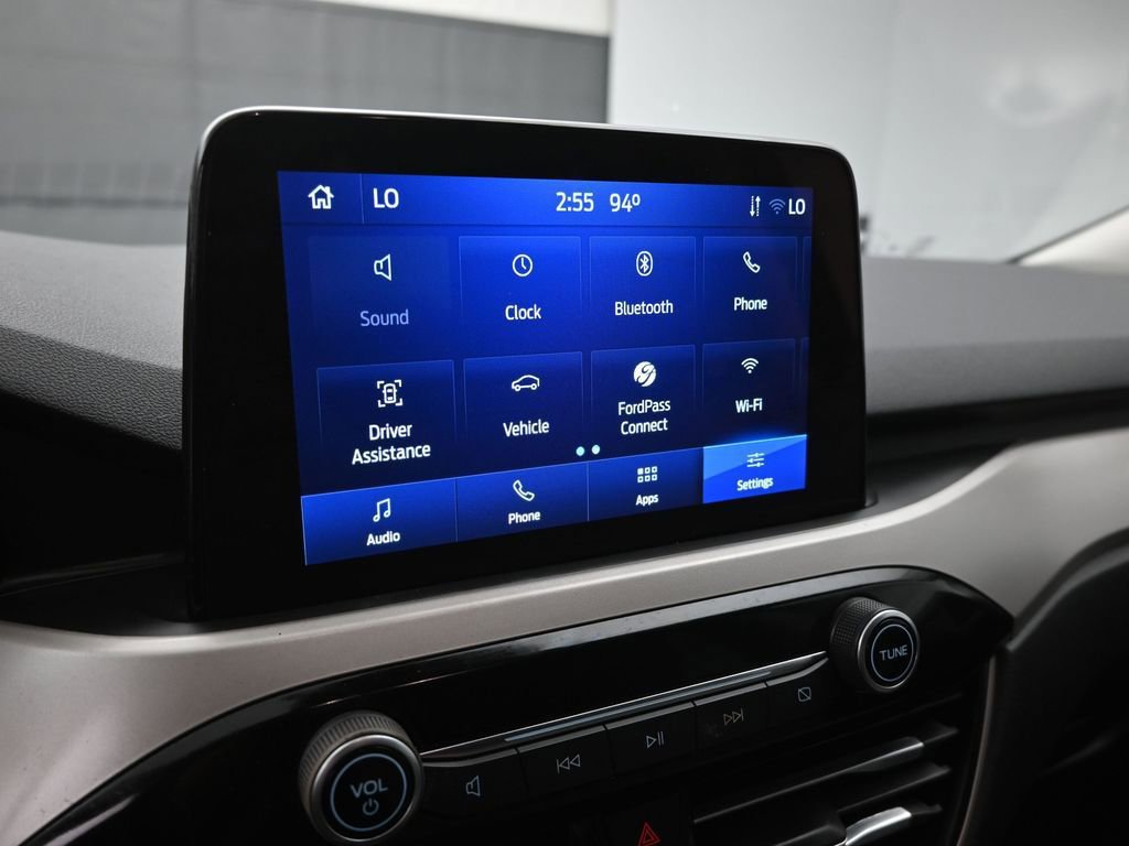 Certified 2022 Ford Escape SE w/ SE Sport Appearance Package image 50