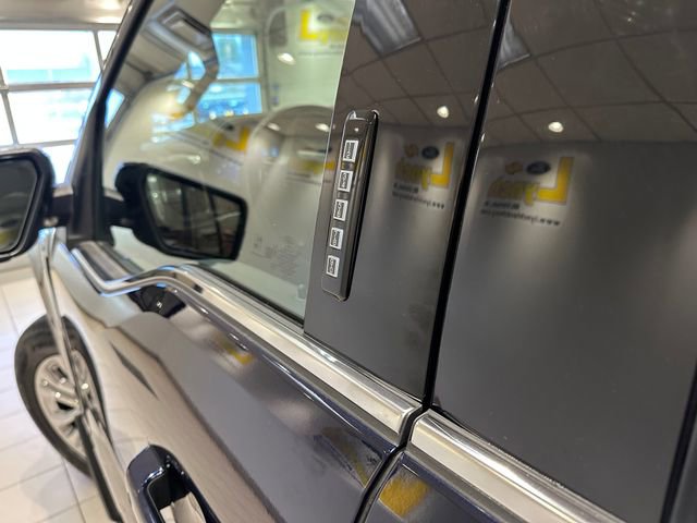 Certified 2024 Ford F150 King Ranch AWD/4WD image 18