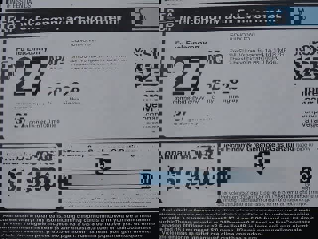 Used 2025 Chevrolet Equinox RS w/ Safety and Technology Package image 31