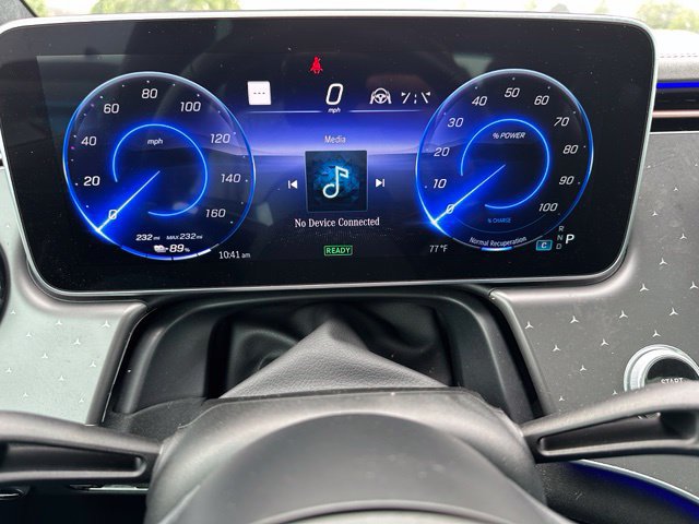 Used 2023 Mercedes-Benz EQE 500 4MATIC Sedan image 31