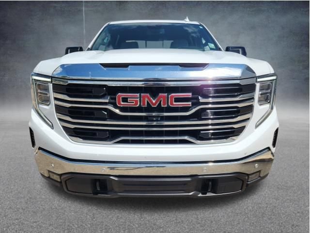 Used 2024 GMC Sierra 1500 SLT AWD/4WD image 3