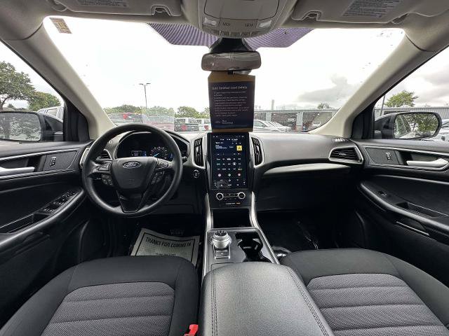 Certified 2023 Ford Edge SE w/ Black Appearance Package AWD/4WD image 12