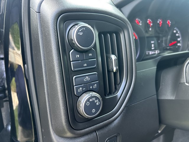 Used 2025 Chevrolet Silverado 2500 Custom w/ Z71 Off-Road Package AWD/4WD image 27