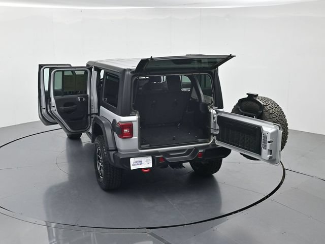 Used 2024 Jeep Wrangler Unlimited Rubicon AWD/4WD image 49