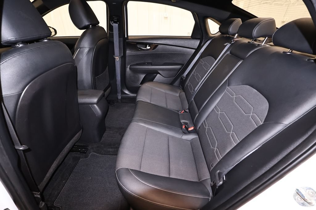 Used 2022 Kia Forte GT-Line w/ GT-Line Premium Package FWD image 14