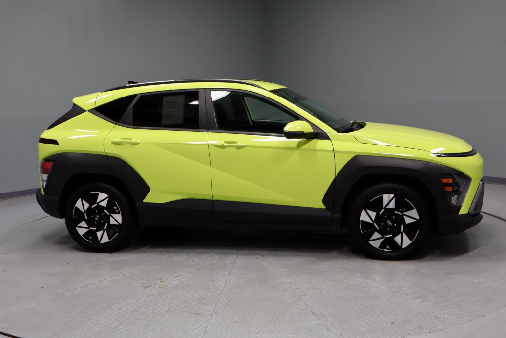 Used 2024 Hyundai Kona SEL FWD image 11