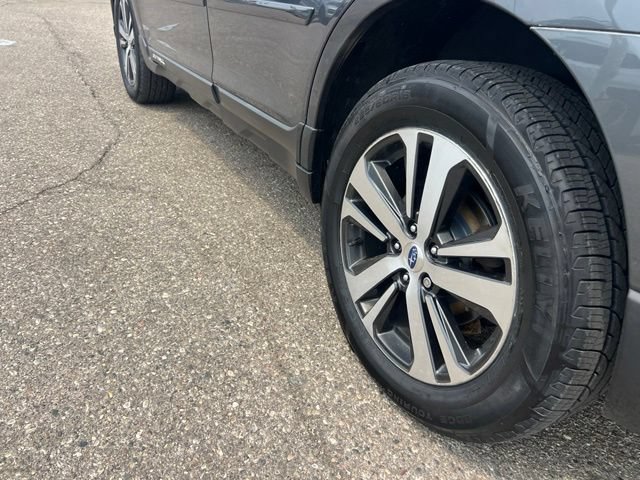 Used 2018 Subaru Outback 3.6R Limited AWD/4WD image 30