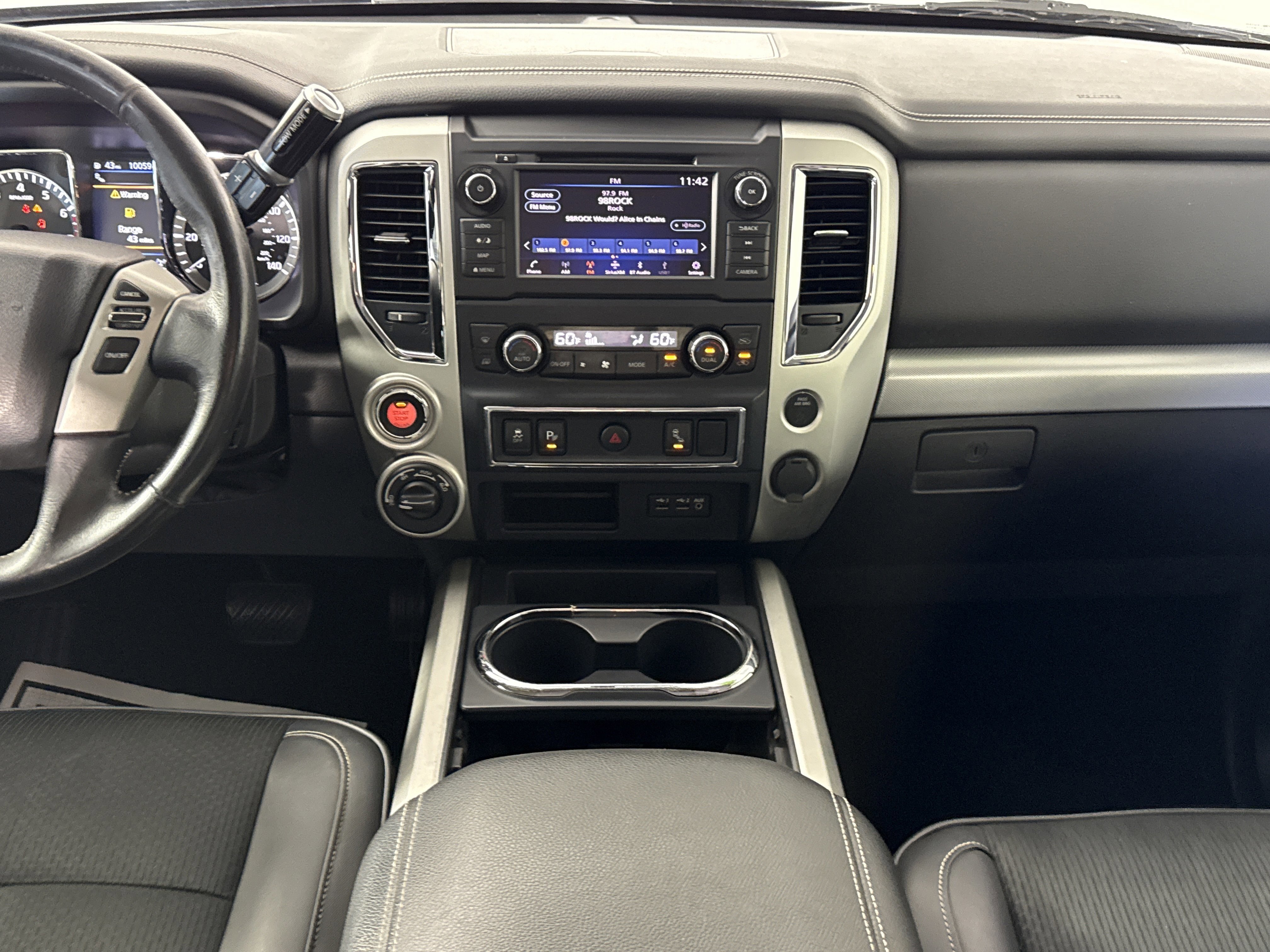 Used 2019 Nissan Titan PRO-4X image 12