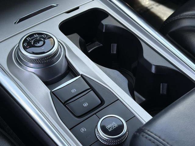 Certified 2023 Ford Explorer Platinum w/ Class IV Trailer Tow Package image 13