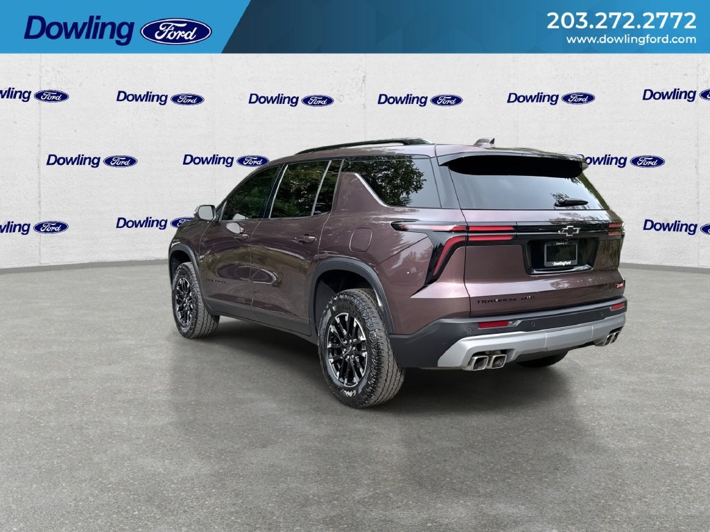 Used 2024 Chevrolet Traverse Z71 AWD/4WD image 6