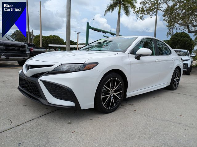 Used 2023 Toyota Camry SE