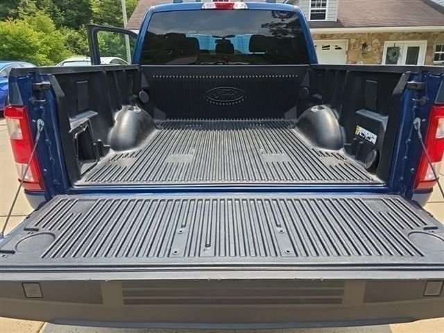 Certified 2022 Ford F150 XL w/ STX Appearance Package AWD/4WD image 5