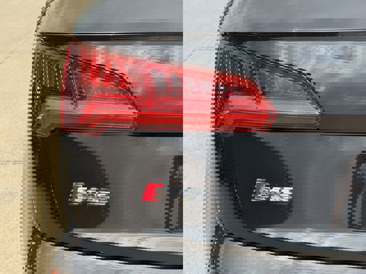 Used 2018 Audi SQ5 Prestige w/ Prestige Package image 8