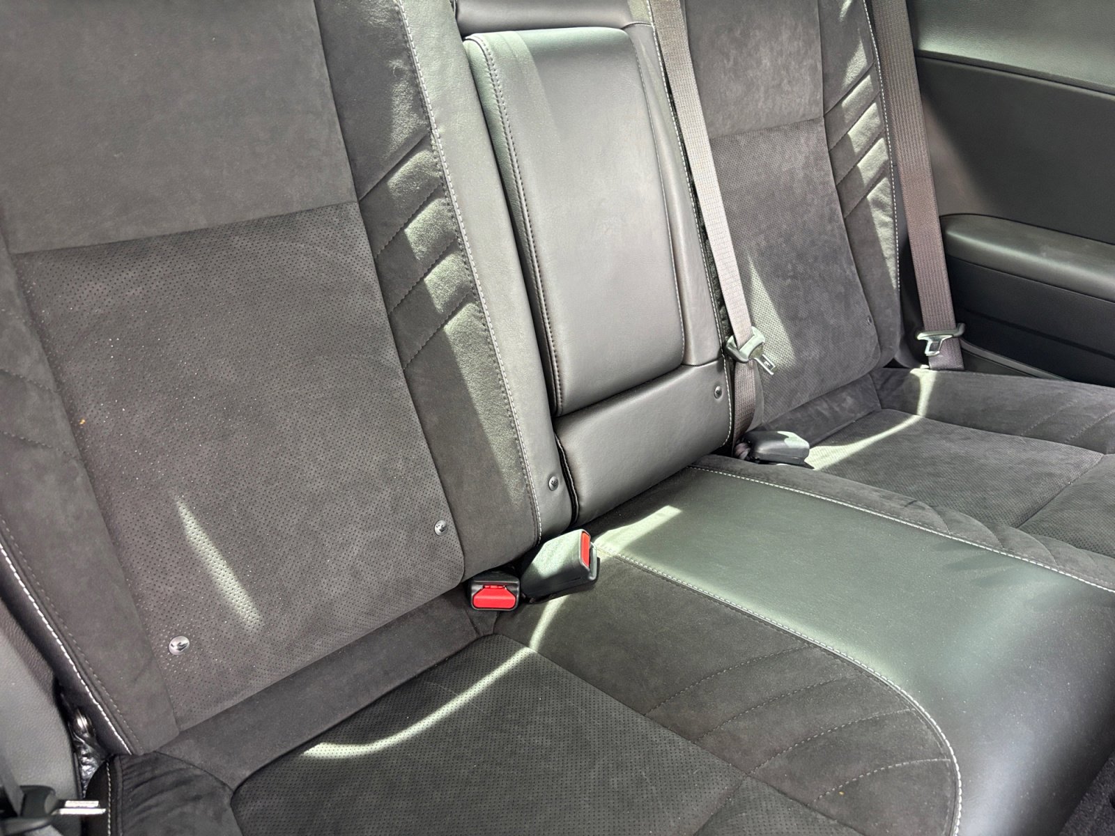 Used 2023 Dodge Challenger SRT Hellcat w/ Driver Convenience Group image 18