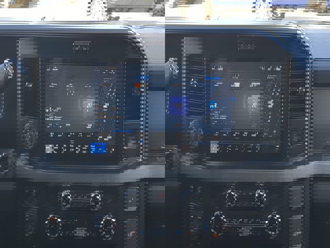 Certified 2025 Ford F450 Platinum w/ FX4 Off-Road Package image 16