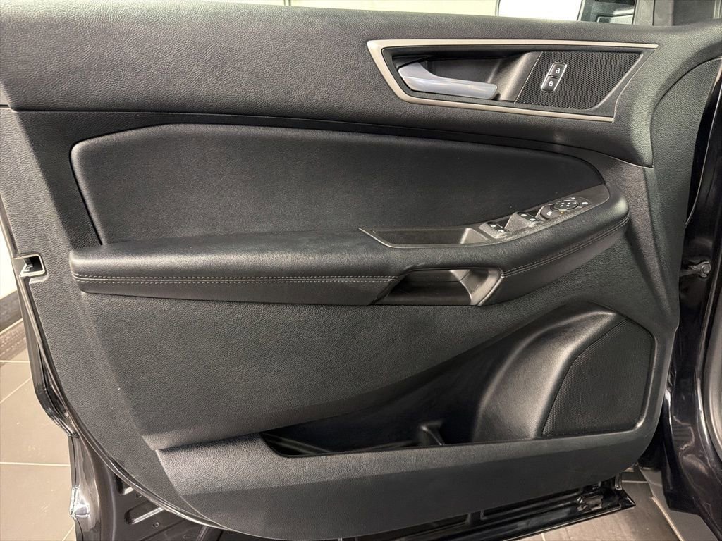 Certified 2022 Ford Edge SEL w/ Convenience Package AWD/4WD image 27