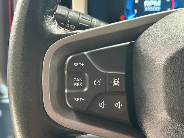 Certified 2025 Ford Bronco Heritage Edition AWD/4WD image 30