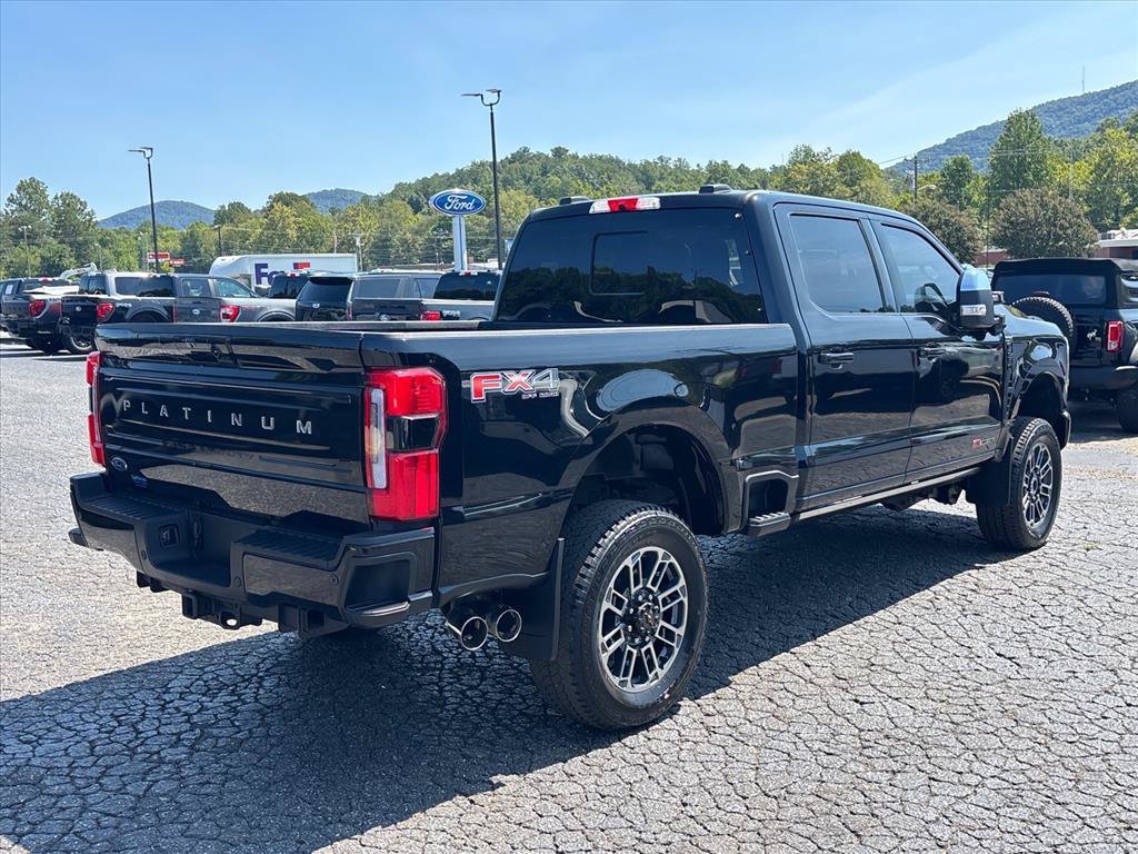 Certified 2025 Ford F250 Platinum w/ Platinum Plus Package AWD/4WD image 9