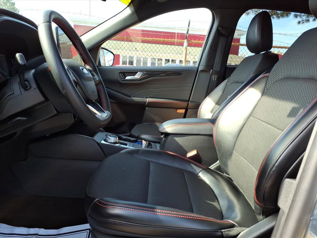 Certified 2024 Ford Escape ST-Line w/ Tech Pack #1 image 14