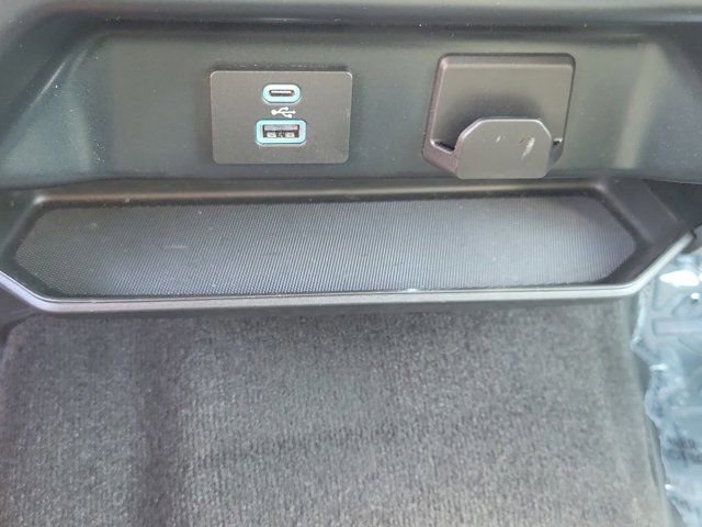 Certified 2023 Ford F150 XLT w/ Equipment Group 302A High image 27