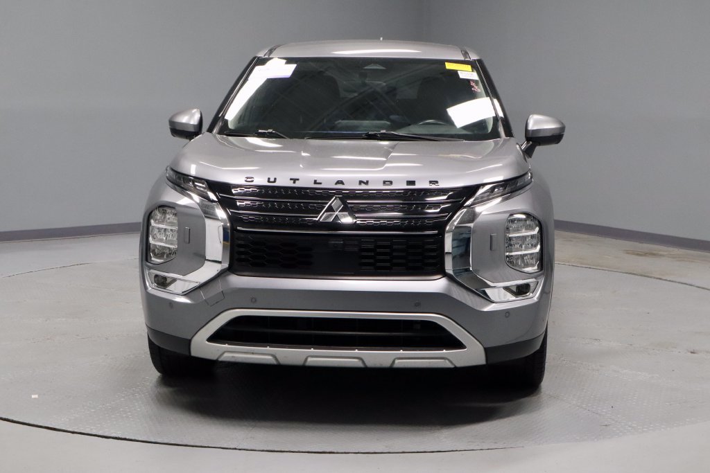 Used 2022 Mitsubishi Outlander SE AWD/4WD image 7