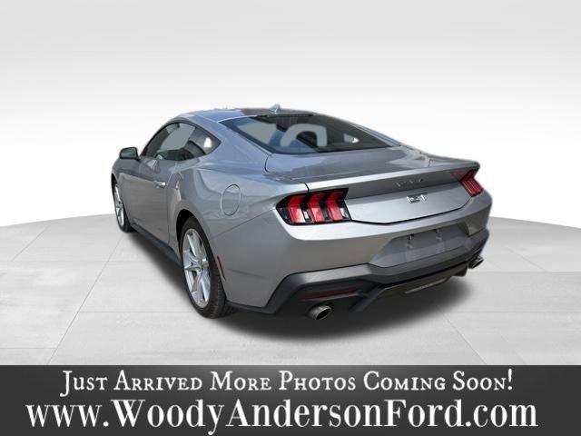 Certified 2024 Ford Mustang GT Premium RWD image 4