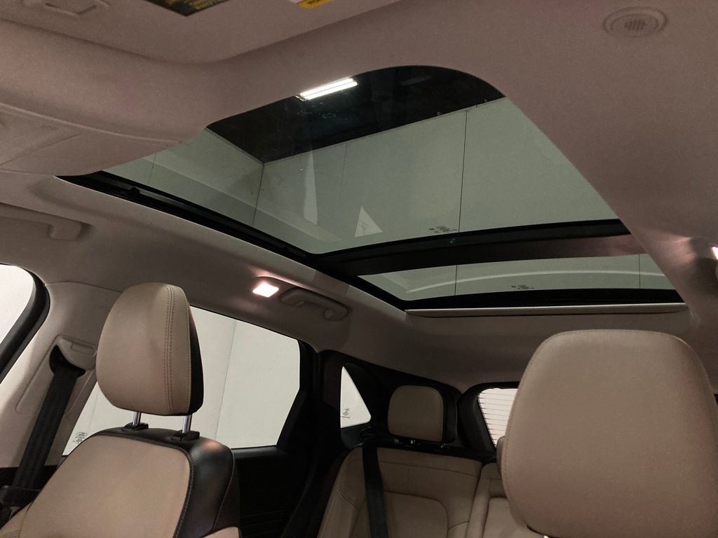 Certified 2022 Ford Escape SEL w/ Technology Package image 23