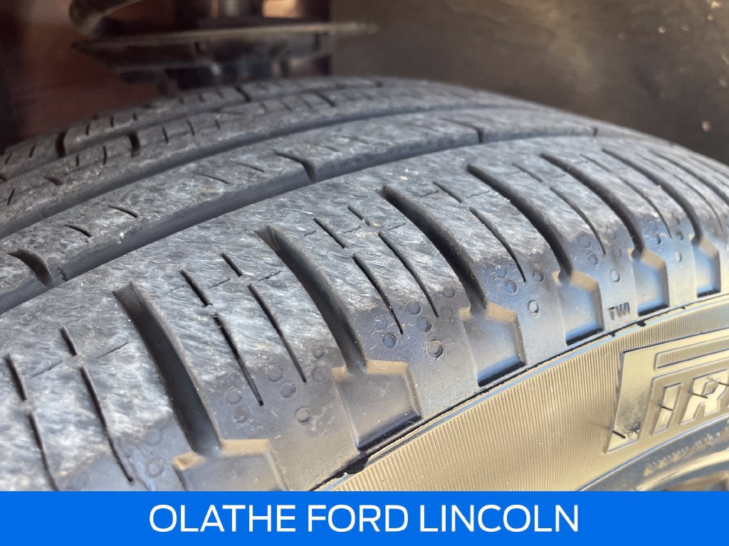 Certified 2024 Ford Edge ST-Line AWD/4WD image 30