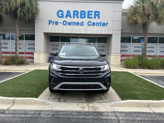 Used 2023 Volkswagen Atlas SEL AWD/4WD image 2