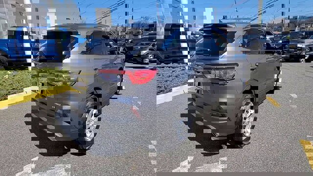 Certified 2022 Ford Escape SE w/ Cold Weather Package image 5